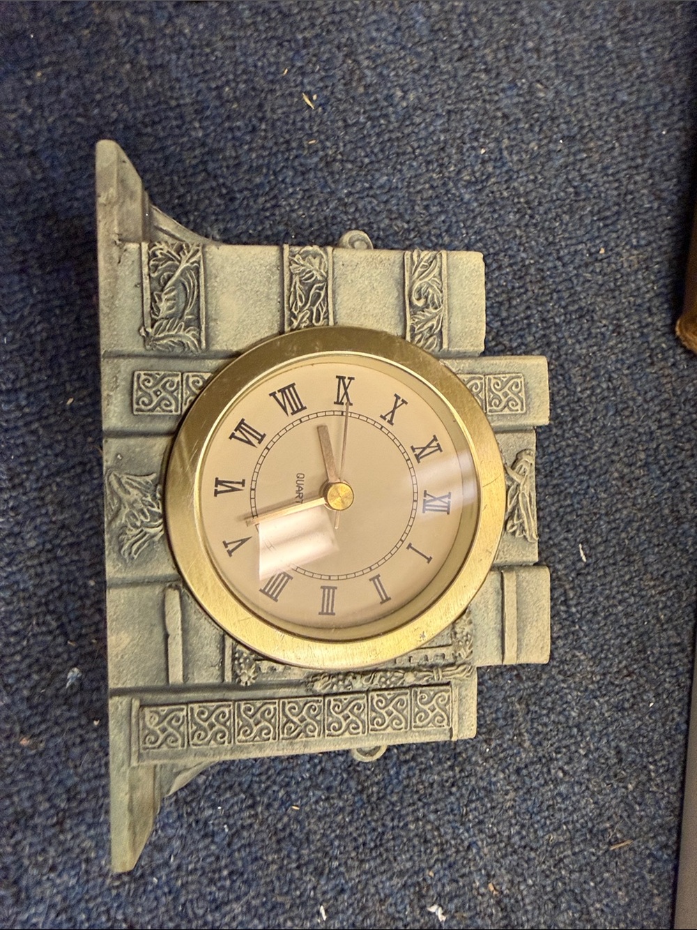 Classic Stone-Style Mantel Clock Wall Decor in Gold and Gray